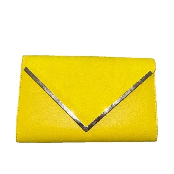 Aldo Envelope Clutch/ Shoulder Bag Yellow Satin Faux Leather Chain Gold NEW - Picture 1 of 16